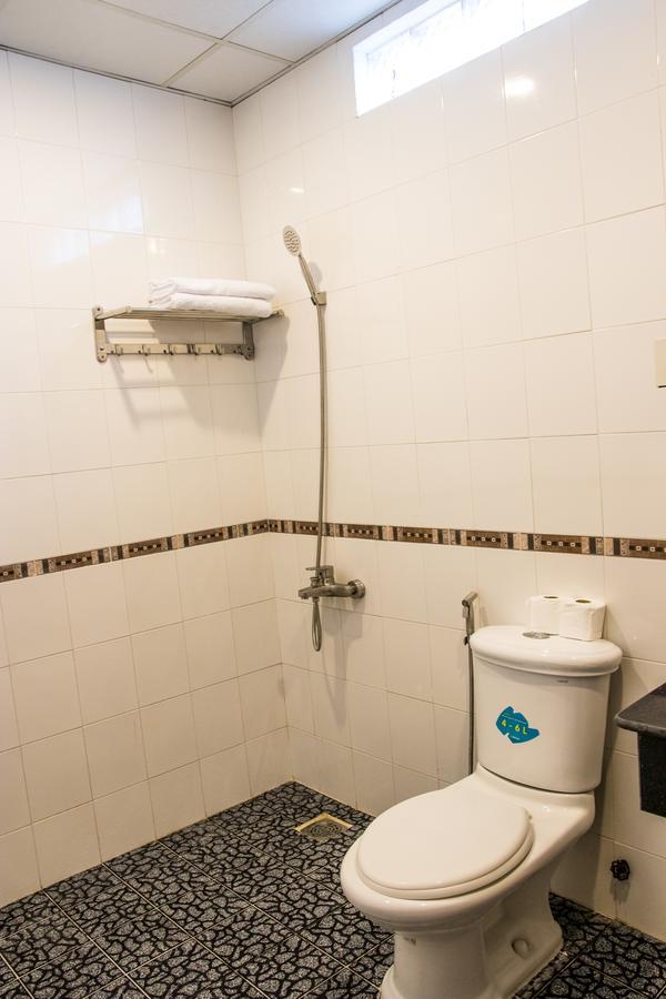 Maika Hotel Nha Trang Buitenkant foto