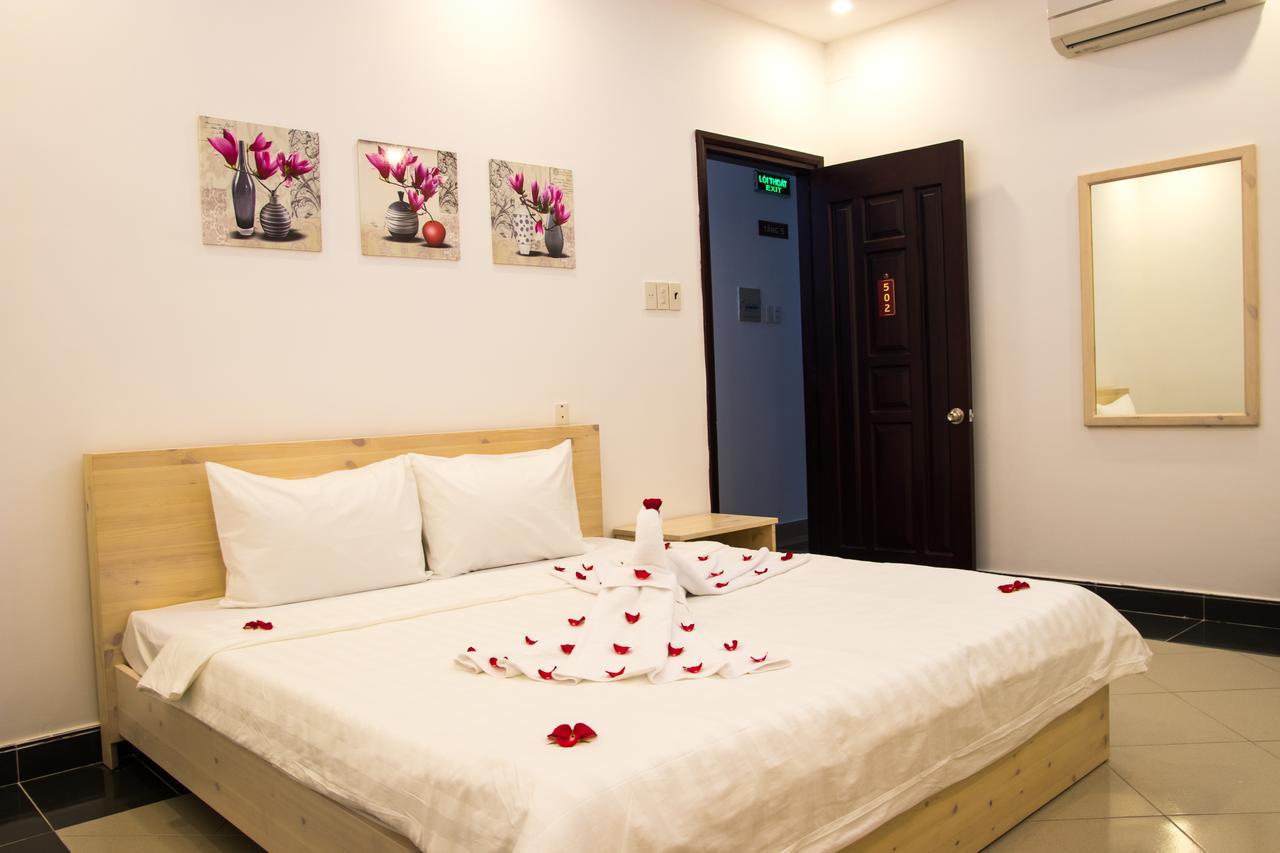 Maika Hotel Nha Trang Buitenkant foto